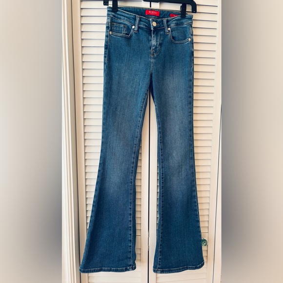 Guess Mid-Rise, Flare Blue Women's Jeans. New without tags - Picture 3 of 7